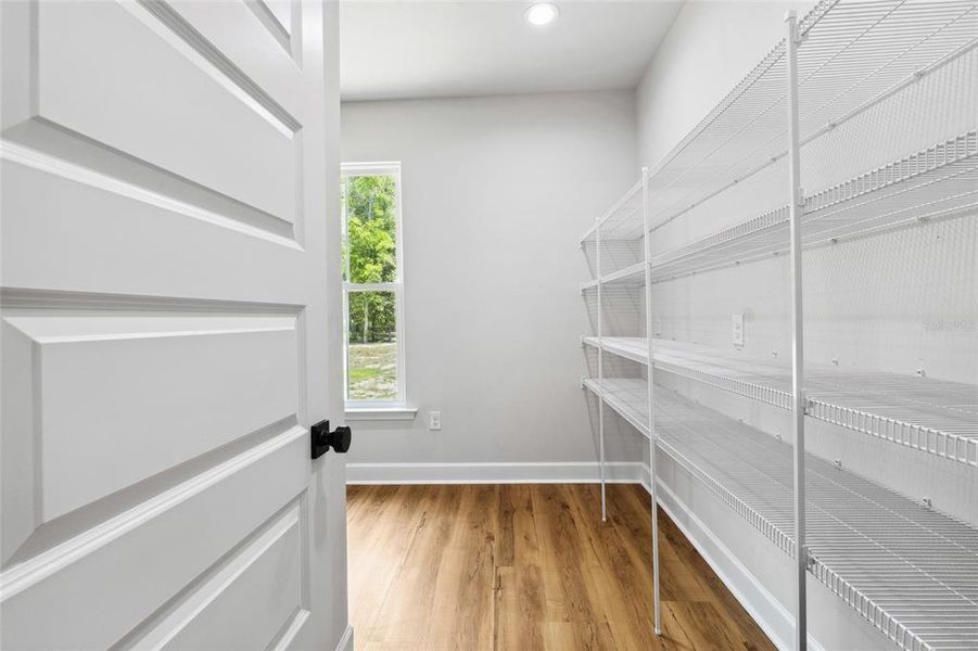 Spacious, unfurnished interior of a new home in , Alachua (Image 24).