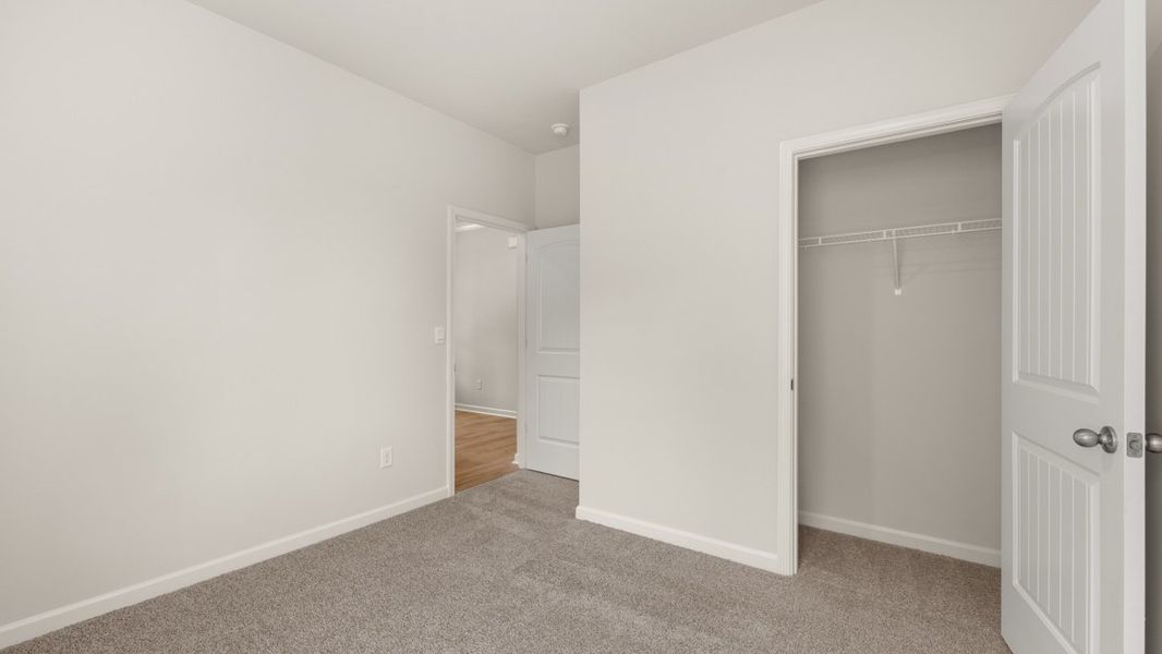 Representative unfurnished interior of a home built from the Cali by D.R. Horton in Fairhaven, Lithia Springs (Image 27).