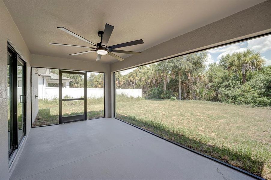 Exterior details and patio area of a home in , Port Charlotte (Image 16).
