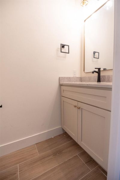 POWDER ROOM