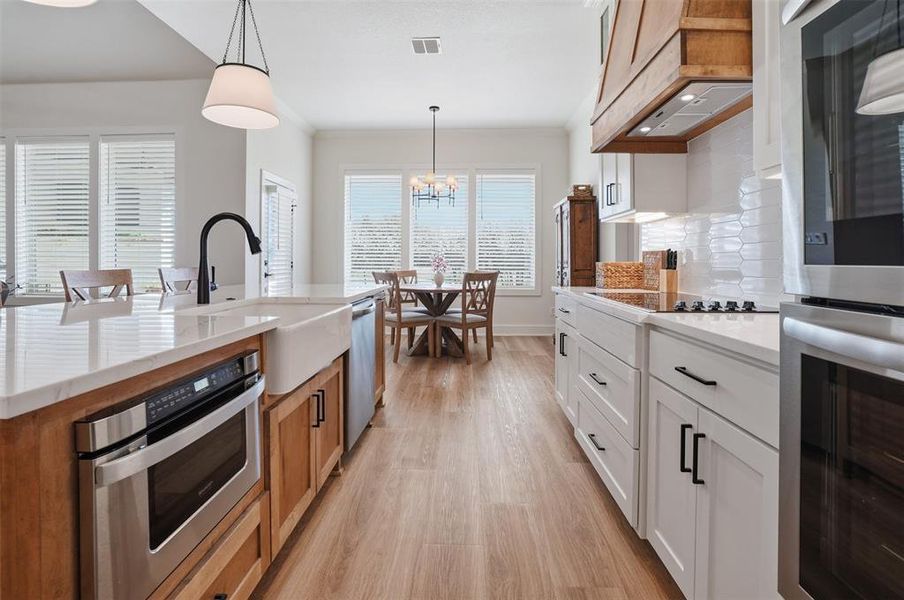 Furnished interior view inside a new home in , Weatherford (Image 15).