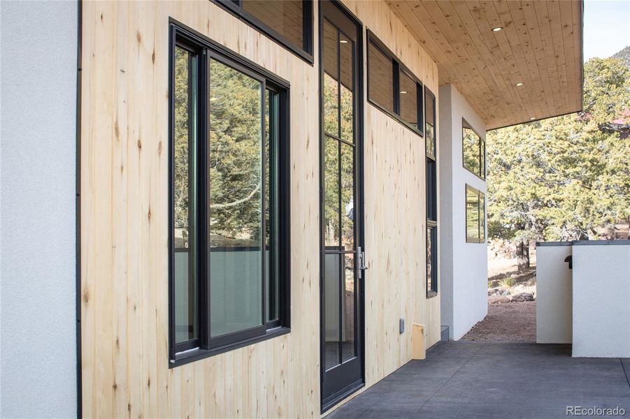 Image 33 of a home in .