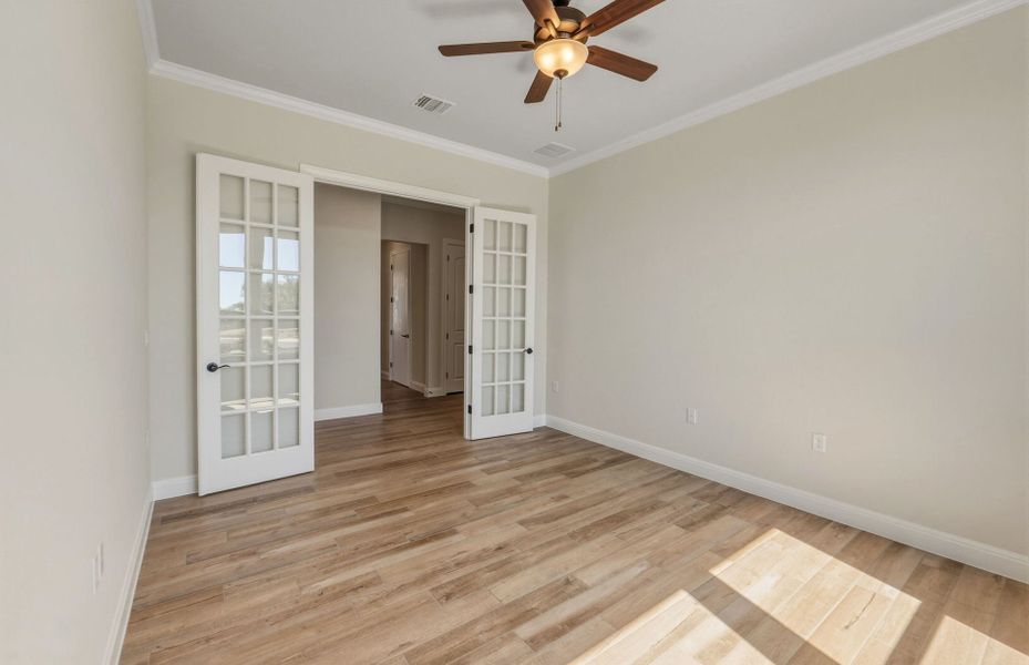 Spacious, unfurnished interior of a new home in Sun City Texas, Georgetown (Image 19).