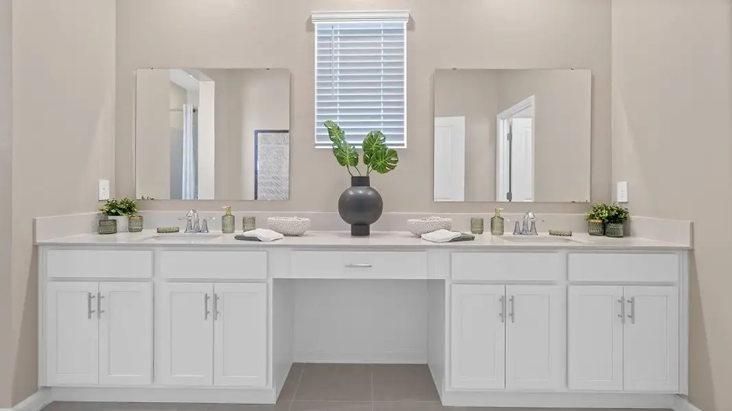 2131 Joshua II Owners Bath 1of2 F1 7 10 25