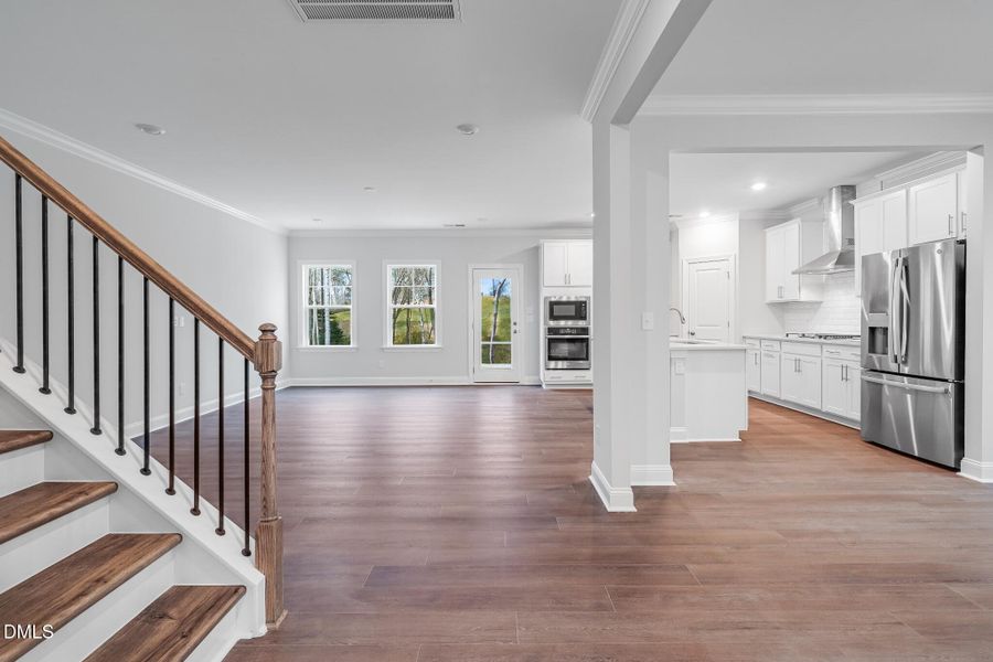 SUN_Everlee_Pic_MayflowerIII_QMI_218_Gre