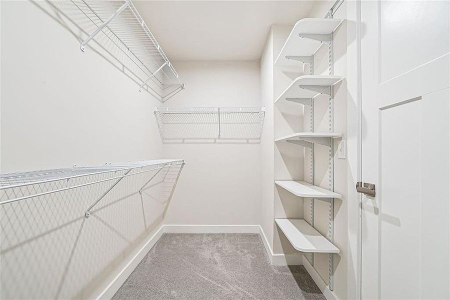 Spacious, unfurnished interior of a new home in Southern Hills, McDonough (Image 27).