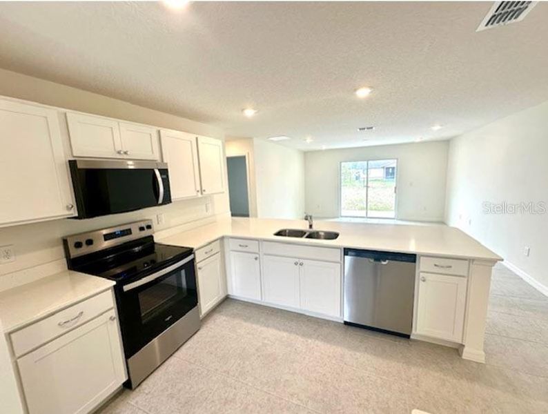 Furnished interior view inside a new home in Palm Coast, Palm Coast (Image 7).