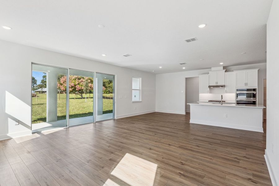 Representative unfurnished interior of a home built from the Aspen by Hartizen Homes in Eden Crest, Apopka (Image 14).
