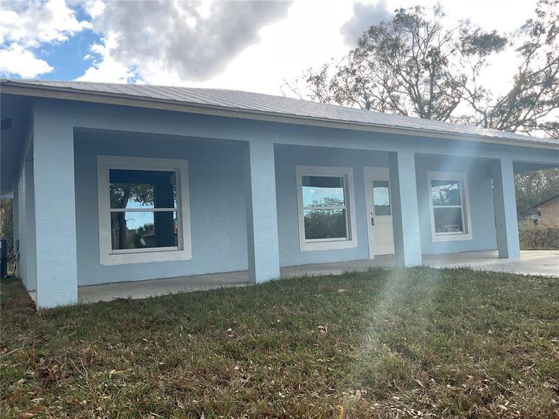 Exterior details and patio area of a home in , Okeechobee (Image 3).