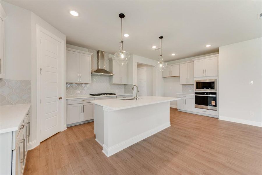 Furnished interior view inside a new home in Villages of Creekwood, Frisco (Image 15).