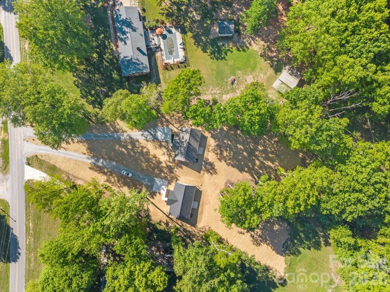 Image 16 of a home in .