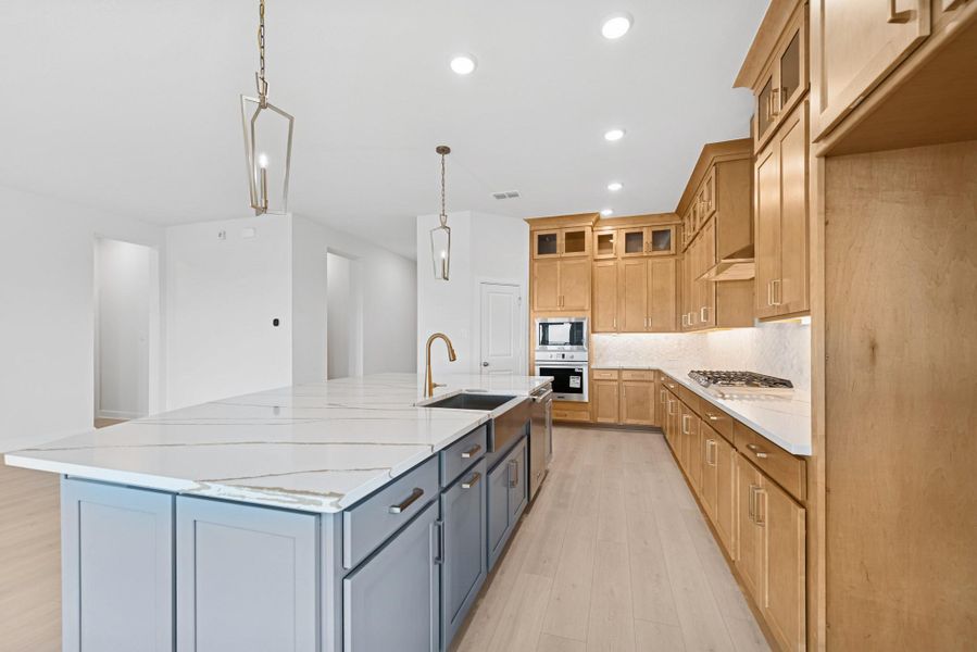 Furnished interior view inside a new home in Meridiana 55' Homesites, Manvel (Image 7). Furnished interior view inside a new home in Meridiana 55' Homesites, Manvel (Image 7).