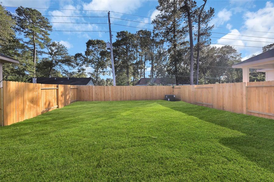 Image 4 of a home in Woodland Lakes. Image 4 of a home in Woodland Lakes.