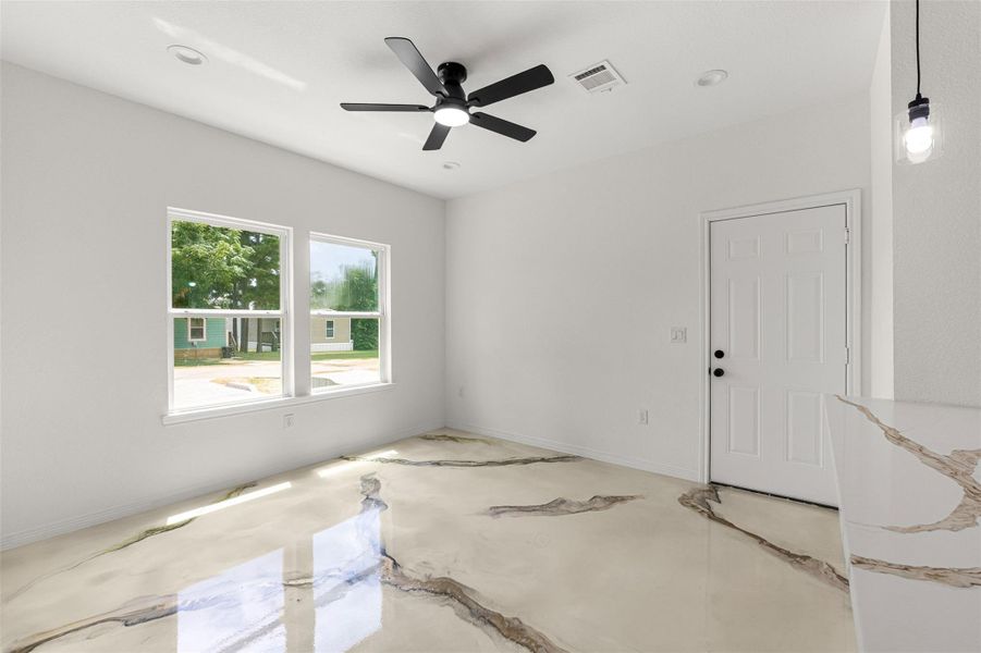 Spacious, unfurnished interior of a new home in , Montgomery (Image 16).