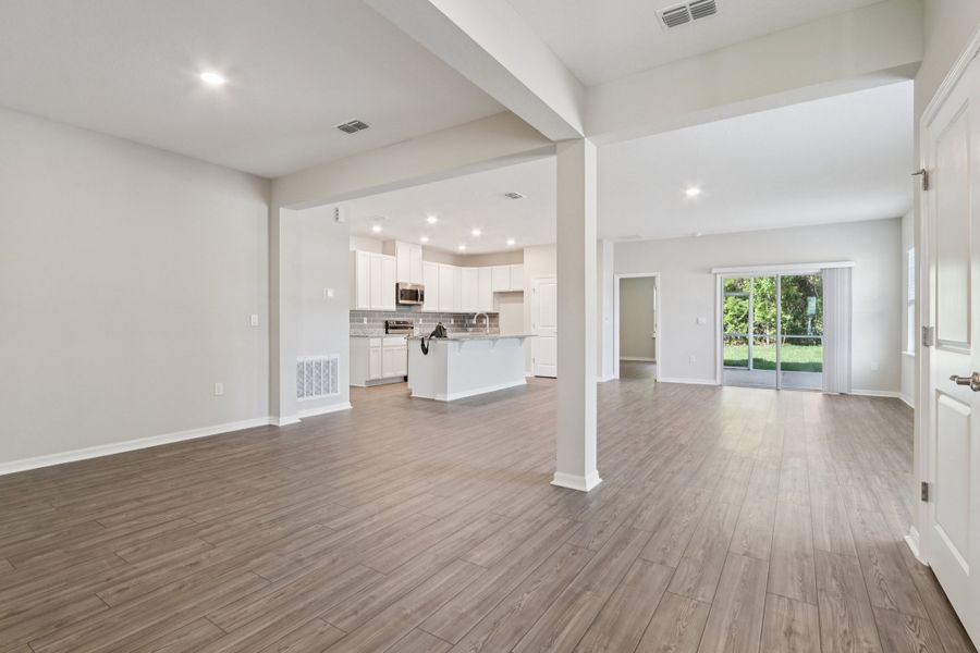 Representative unfurnished interior of a home built from the Ashton by Maronda Homes in Brookshire Green, Kingsland (Image 12).