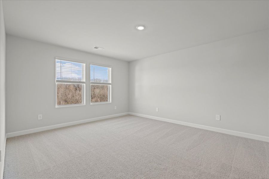 Spacious, unfurnished interior of a new home in Creek Ridge - Signature Collection, Spartanburg (Image 21). Spacious, unfurnished interior of a new home in Creek Ridge - Signature Collection, Spartanburg (Image 21).