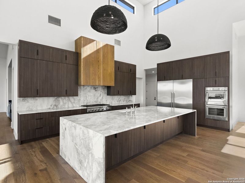 Furnished interior view inside a new home in , Boerne (Image 39).