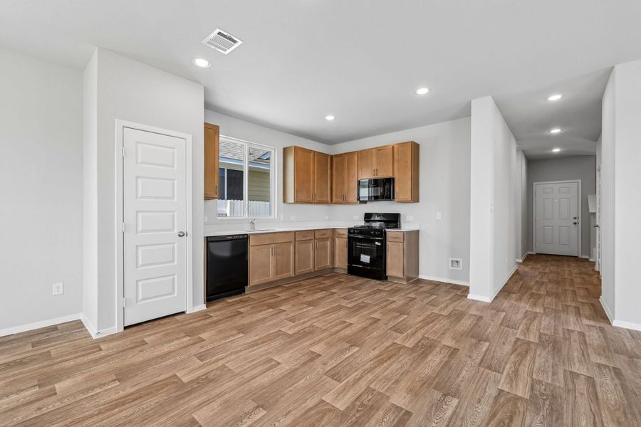 Furnished interior view inside a new home in Harvest Ridge, Elgin (Image 6).