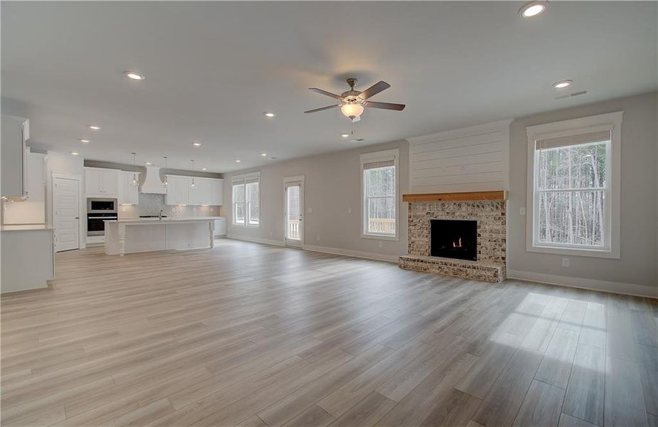 Spacious, unfurnished interior of a new home in Saddleridge, Senoia (Image 25).