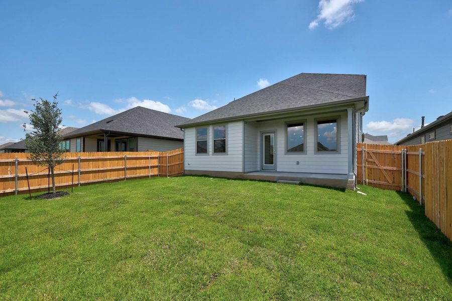 Exterior details and patio area of a home in Prairie Winds, Hutto (Image 20).