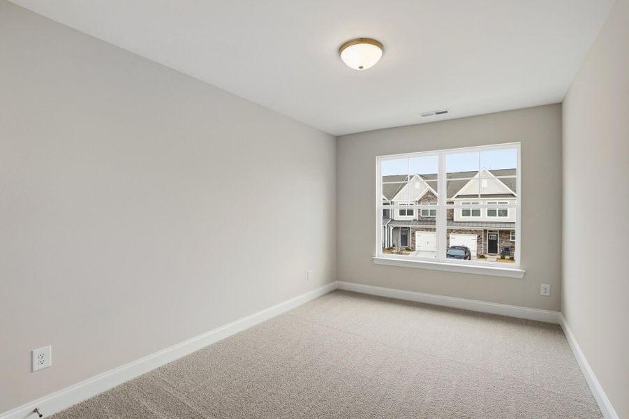Spacious, unfurnished interior of a new home in Harrisburg Village Townhomes, Harrisburg (Image 40).