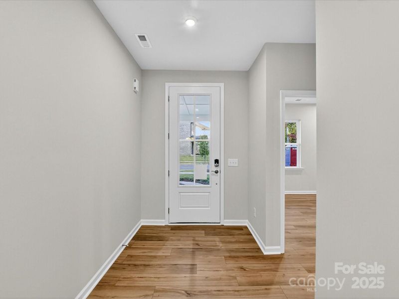 Front Entry to Foyer. Front Entry to Foyer.