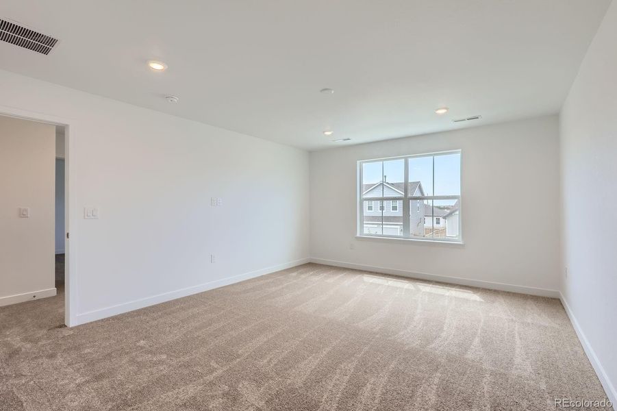 Spacious, unfurnished interior of a new home in Brighton Crossings: The Grand Collection, Brighton (Image 18).