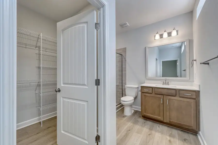 Furnished interior view inside a new home in Arcadia, Myrtle Beach (Image 16).