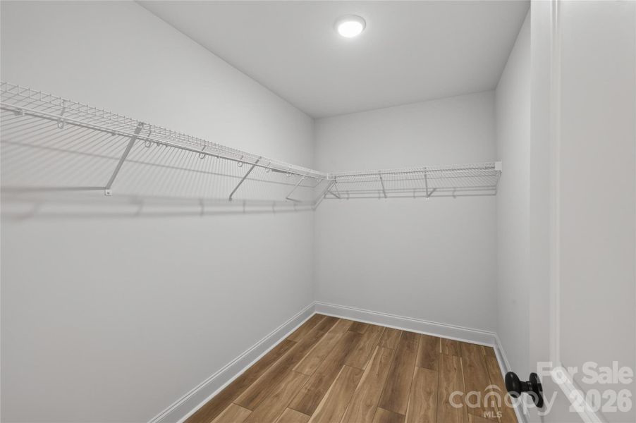 Spacious, unfurnished interior of a new home in , Harrisburg (Image 31).