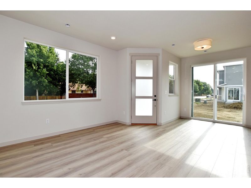 Spacious, unfurnished interior of a new home in , Berthoud (Image 29).