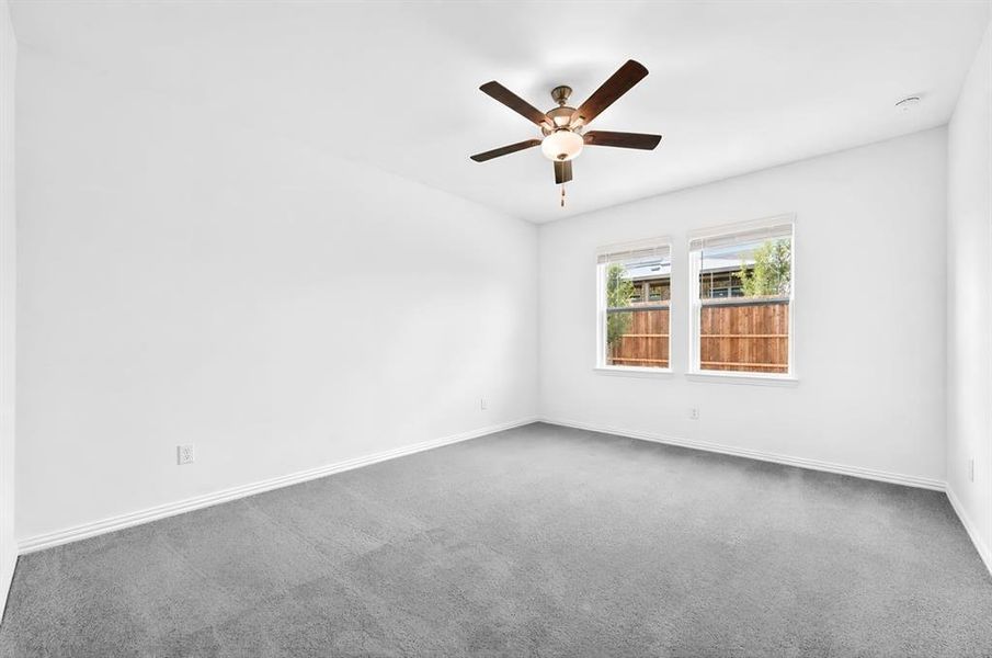 2620 Glacier Road ~ Ready Now!