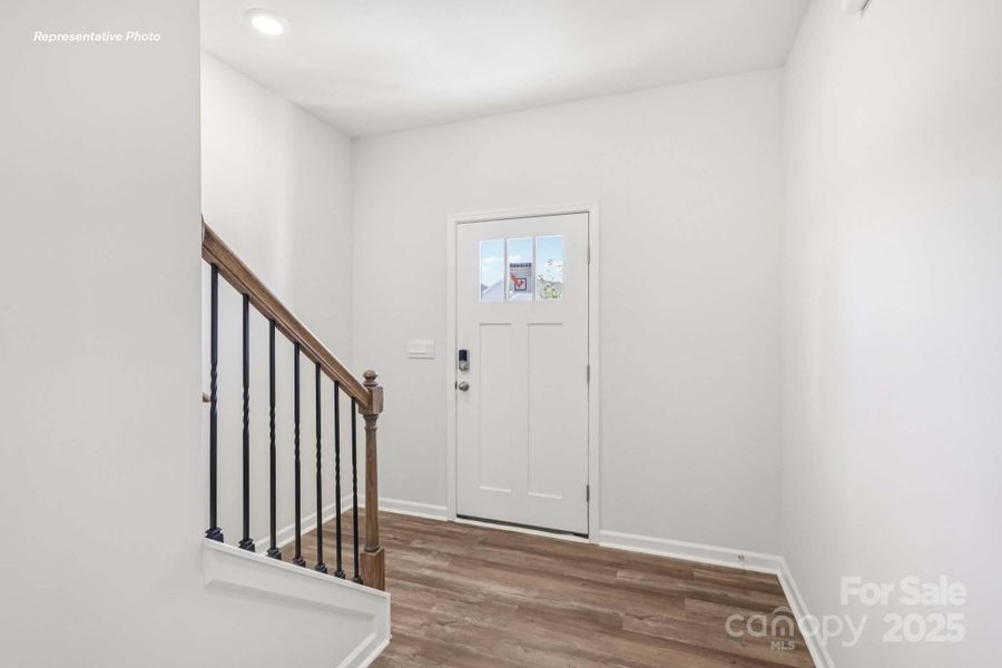 Spacious, unfurnished interior of a new home in Stanton, Richburg (Image 19).