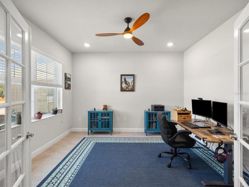 Furnished interior view inside a new home in , Hudson (Image 37).