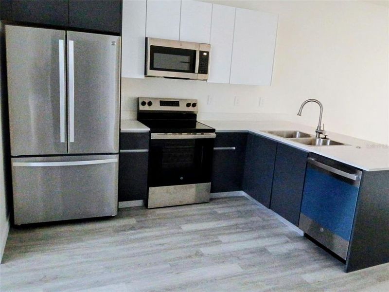 Furnished interior view inside a new home in , Gainesville (Image 3).