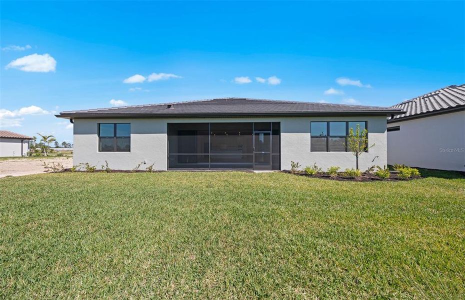 Exterior details and patio area of a home in , North Port (Image 14).