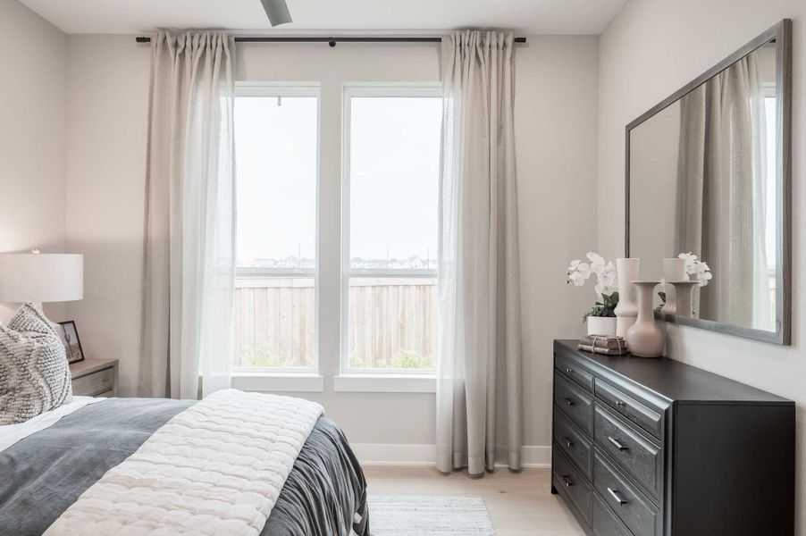 Representative furnished interior of a home built from the Milan by Tri Pointe Homes in Dunham Pointe, Cypress (Image 81).
