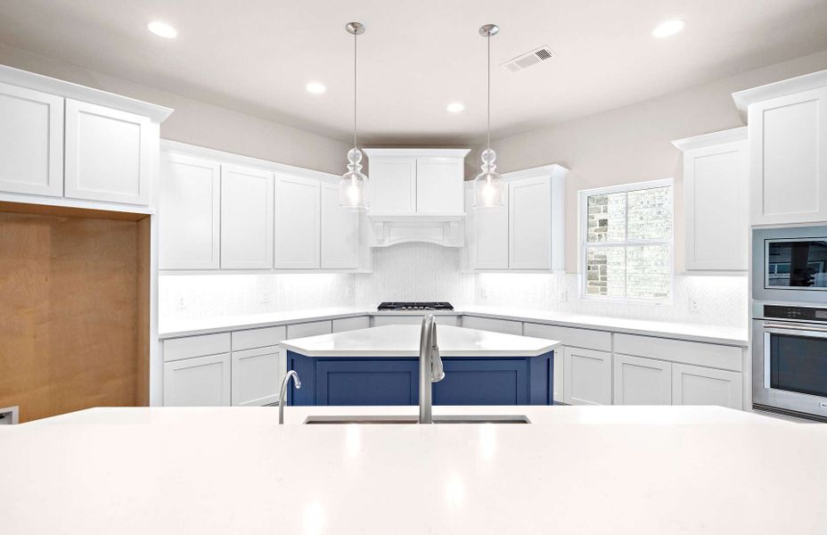 Representative furnished interior of a home built from the 4094 by Ravenna Homes in Artavia 70′, Conroe (Image 16).