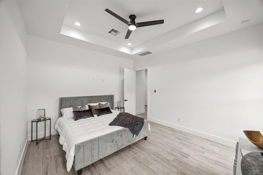 Furnished interior view inside a new home in , Dayton (Image 25).