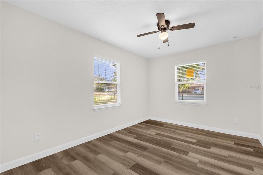 Spacious, unfurnished interior of a new home in , Orlando (Image 12).