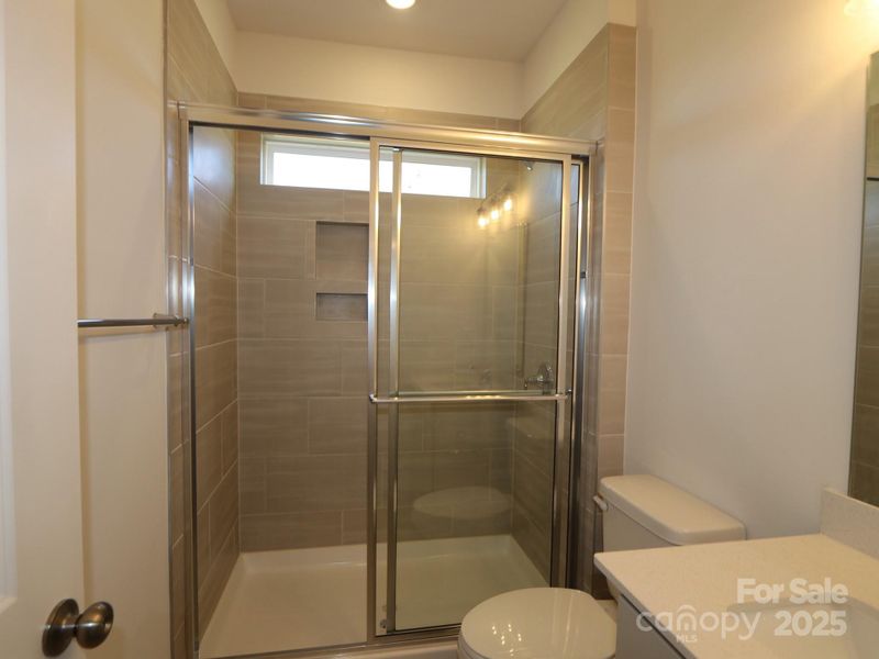 Main level full bathroom Main level full bathroom