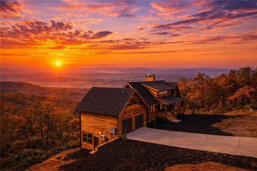 Image 50 of a home in .