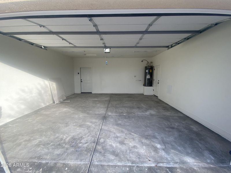 18) 63668-69603e53a9762