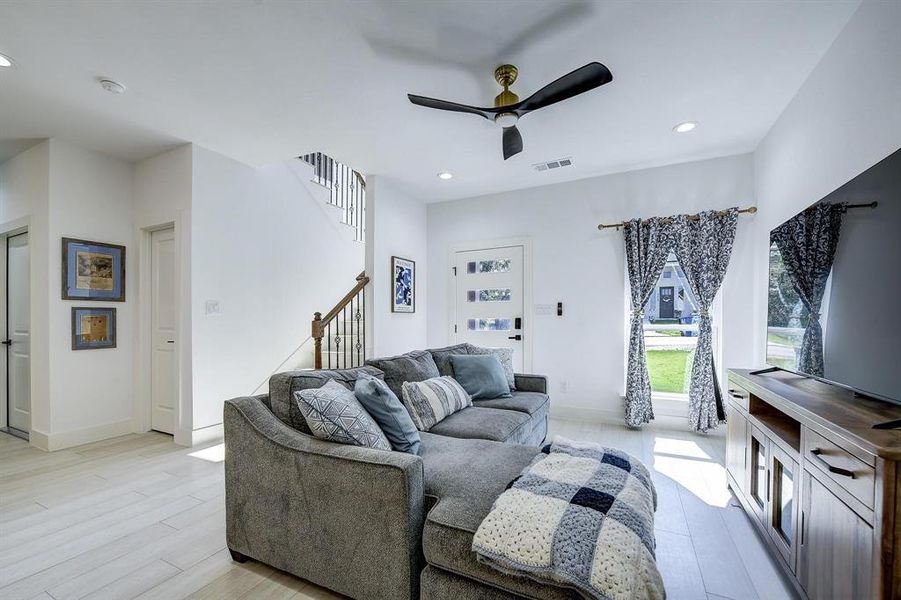 Furnished interior view inside a new home in , Granbury (Image 12).