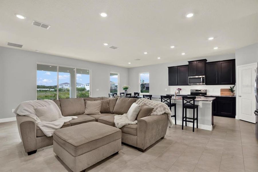 Furnished interior view inside a new home in Woodcreek, Wesley Chapel (Image 7).