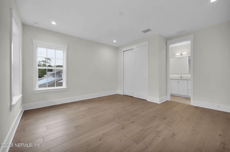 Spacious, unfurnished interior of a new home in , Atlantic Beach (Image 19). Spacious, unfurnished interior of a new home in , Atlantic Beach (Image 19).