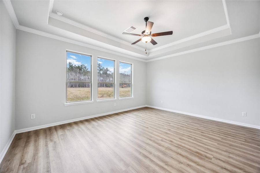 Spacious, unfurnished interior of a new home in Barton Place, Cleveland (Image 17).