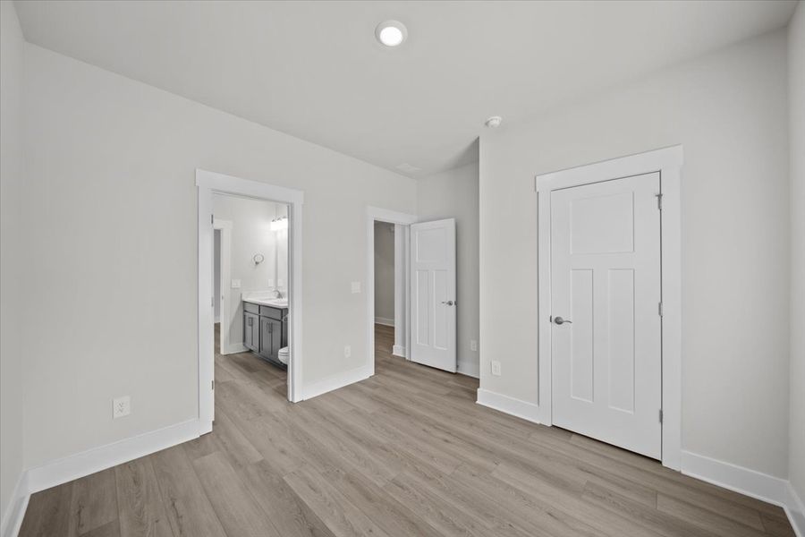 Spacious, unfurnished interior of a new home in Cedar Shoals - Signature Collection, Piedmont (Image 15).