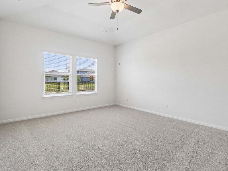 Spacious, unfurnished interior of a new home in Lakeside Meadows, Pflugerville (Image 10). Spacious, unfurnished interior of a new home in Lakeside Meadows, Pflugerville (Image 10).
