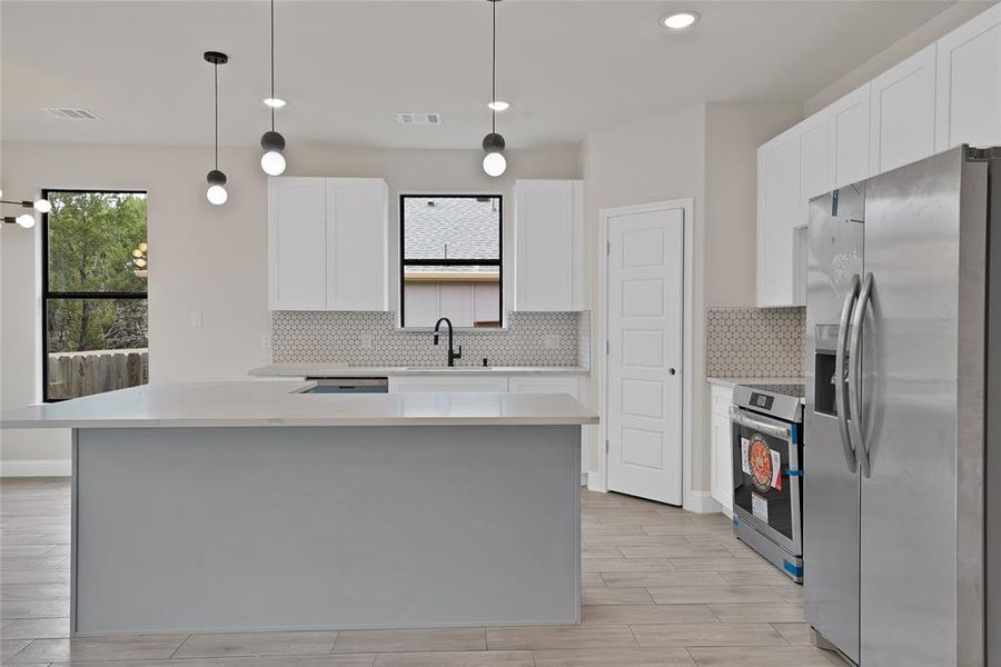 Furnished interior view inside a new home in , Granbury (Image 11).