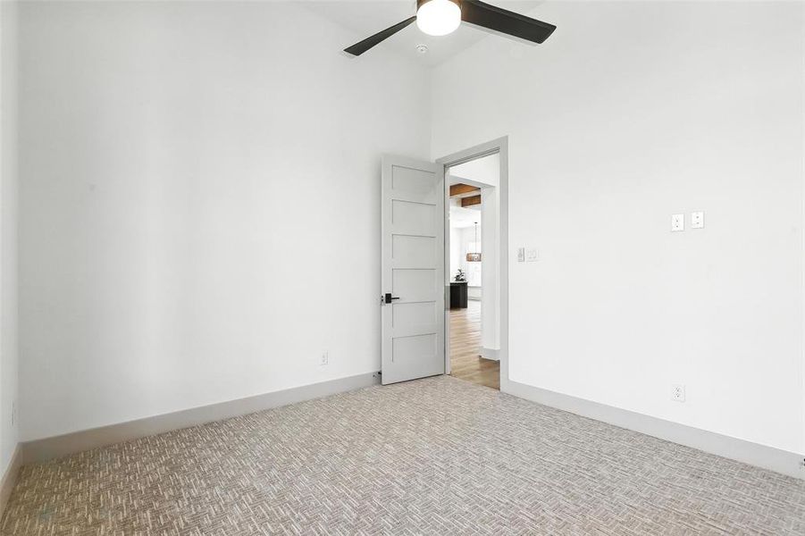 Spacious, unfurnished interior of a new home in , Weatherford (Image 20). Spacious, unfurnished interior of a new home in , Weatherford (Image 20).